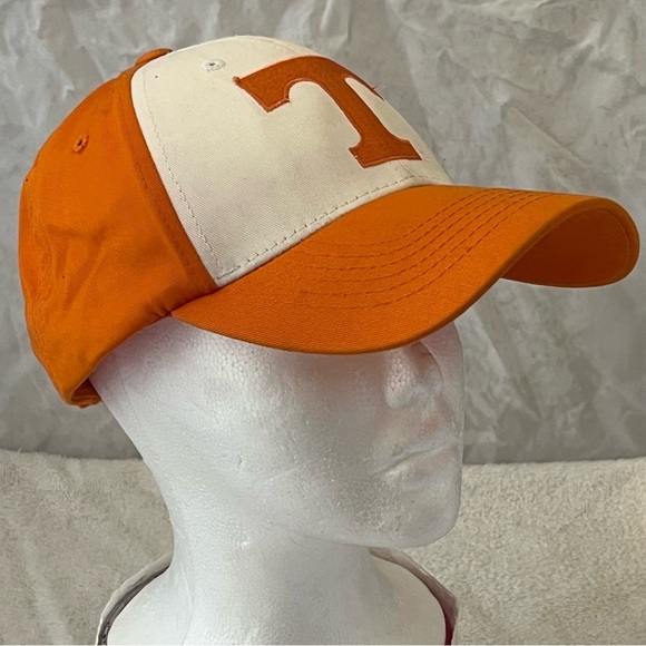Captivating Headgear University of Tennessee Volunteers Fan Ball Cap - Picture 6 of 8